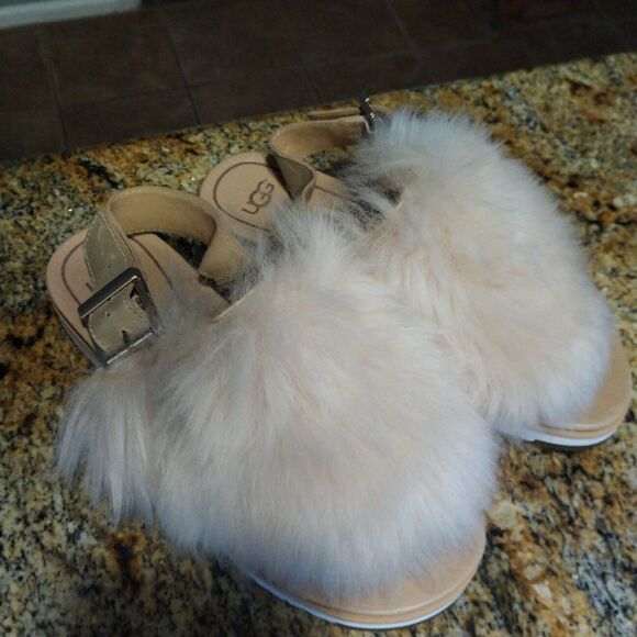 Ugg Australia 6.5 Womens Holly Soft Ochre 1019870 Casual Fashion Fur Sandal Shoe - Picture 1 of 8